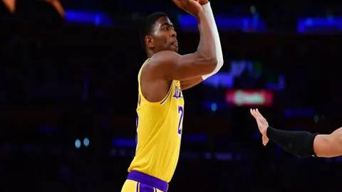 黄蜂惊险击败活塞 米勒独得38分，马刺双星保罗助力逆转爵士